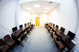 Мощные ПК, удобные классы и квалифицированные преподаватели - все для лучшего обучения на компьютерных курсах 3D max