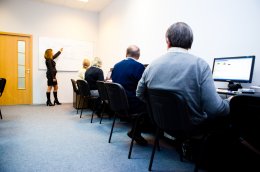 Слушаем, запоминаем, пробуем - практика ключ к успешному обучению на компьютерных курсах в Санкт-Петербурге от учебного центра Статус